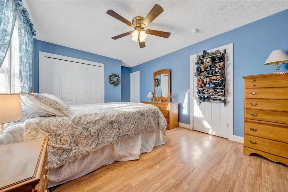 335 Willow Oak Dr NW, photo 13 of 26