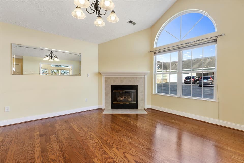 227 Patriot Way Unit 63, photo 7 of 40