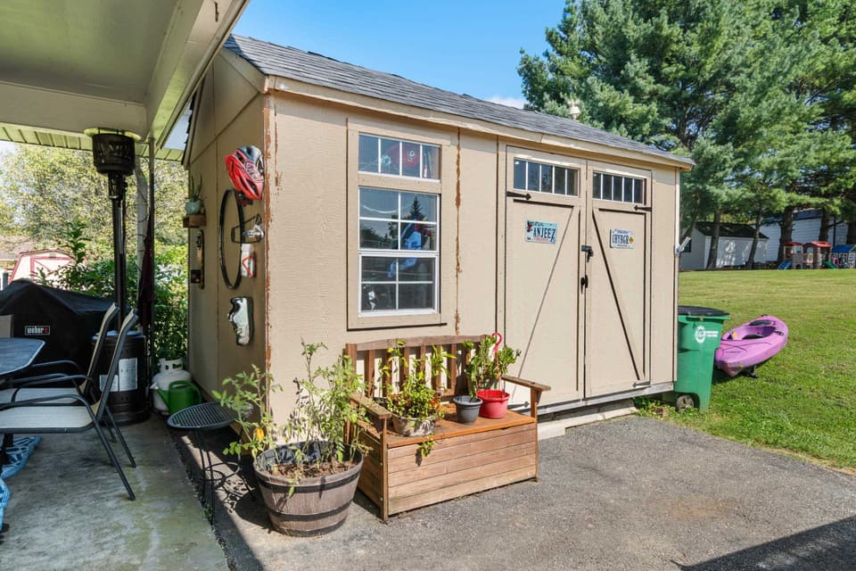 80 Meadow Drive, photo 33 of 40