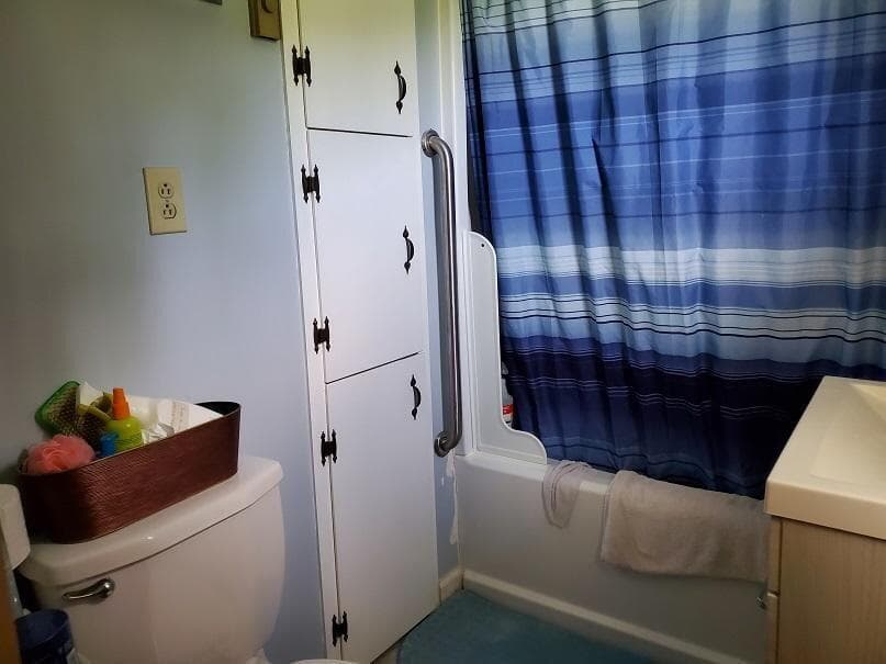 955 Logenberry Ln, photo 13 of 14