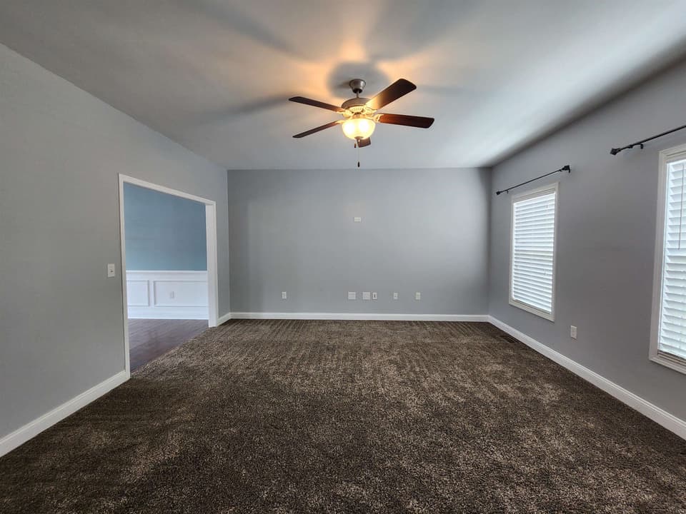 190 Aldwych Avenue, photo 2 of 40
