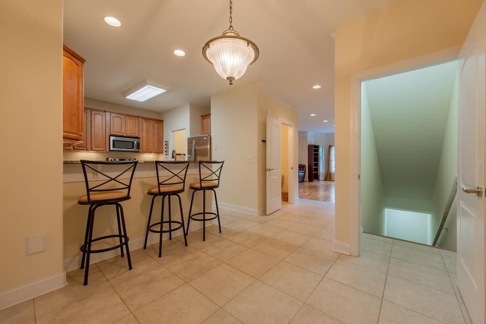 90 Phoenix Boulevard, photo 21 of 40