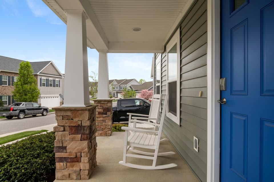 500 Dew Drop Lane, photo 5 of 40