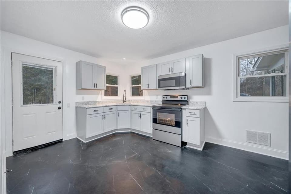 1513 Blair Street, photo 12 of 26