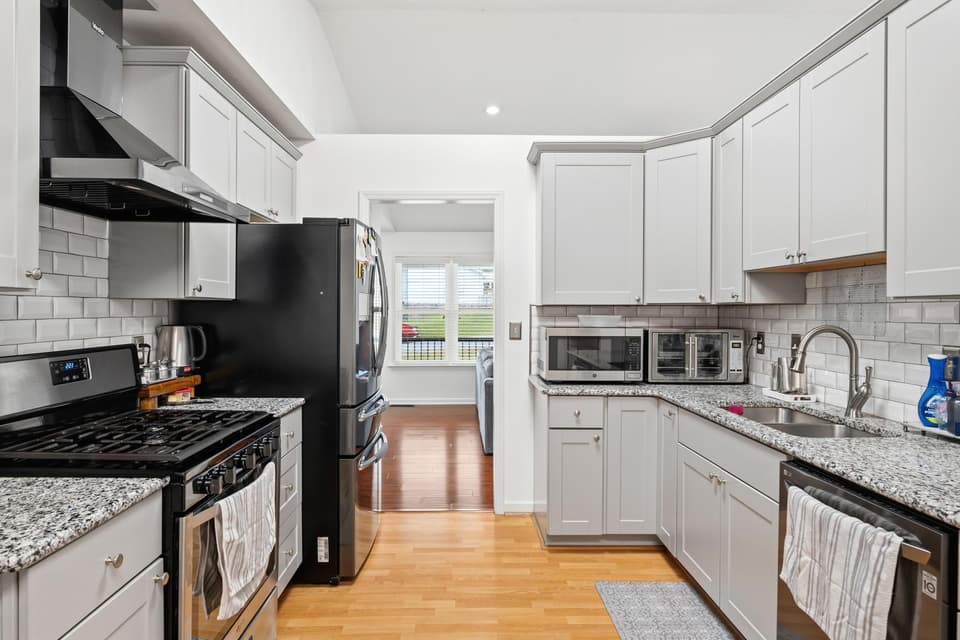 30 Johns Court, photo 13 of 40