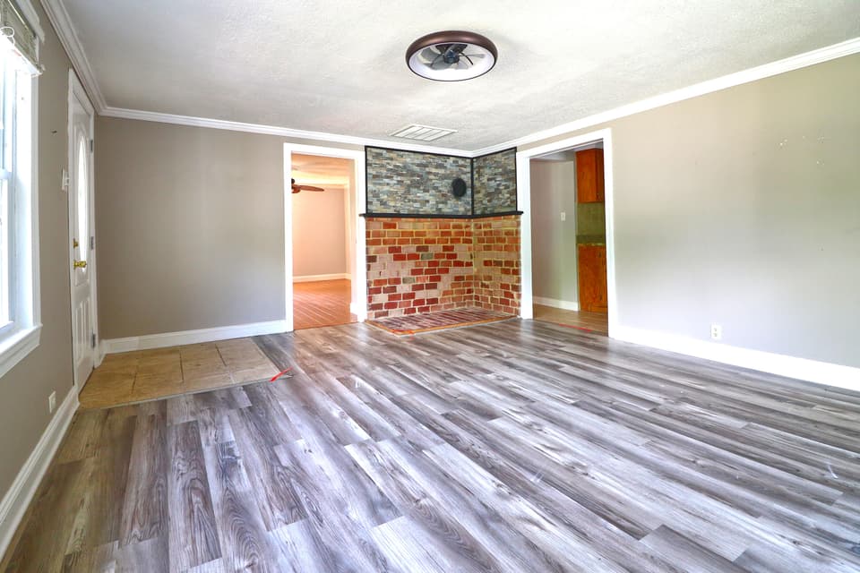829 Walton Rd, photo 8 of 18