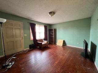 2221 Poff Ct, photo 2 of 10