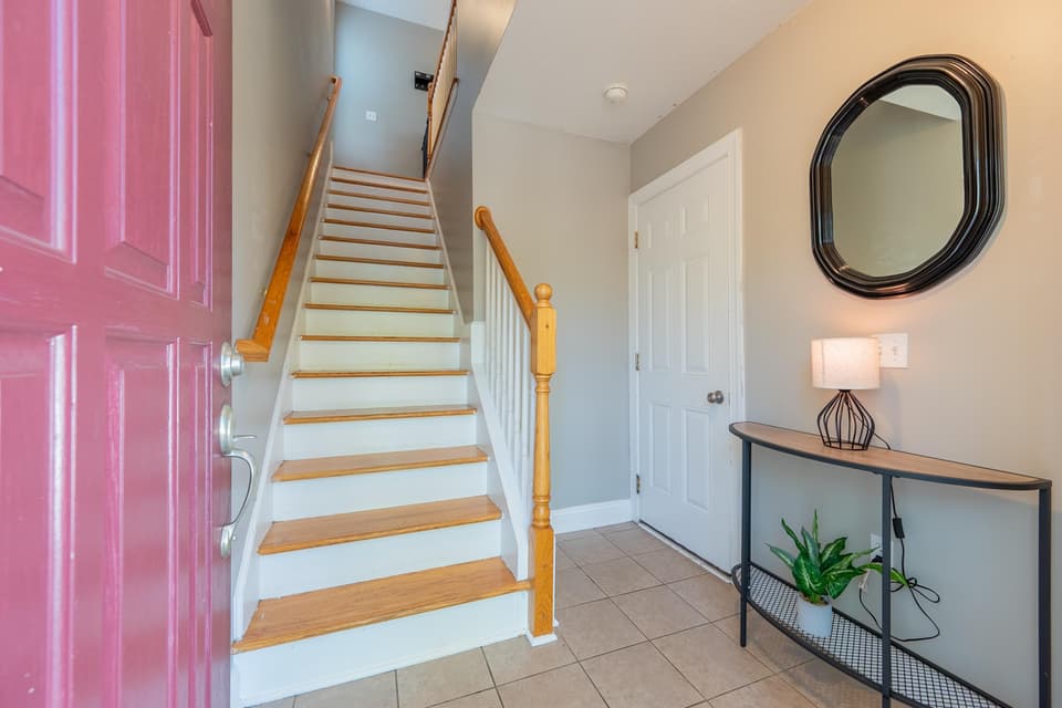 780 Oaktree Boulevard, photo 15 of 40