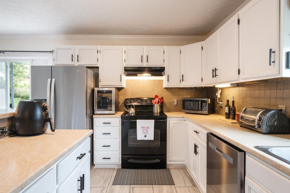 395 Warren Street, photo 23 of 40
