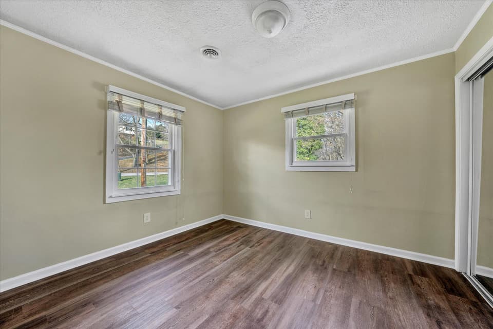 460 Chrisman Street, photo 15 of 25