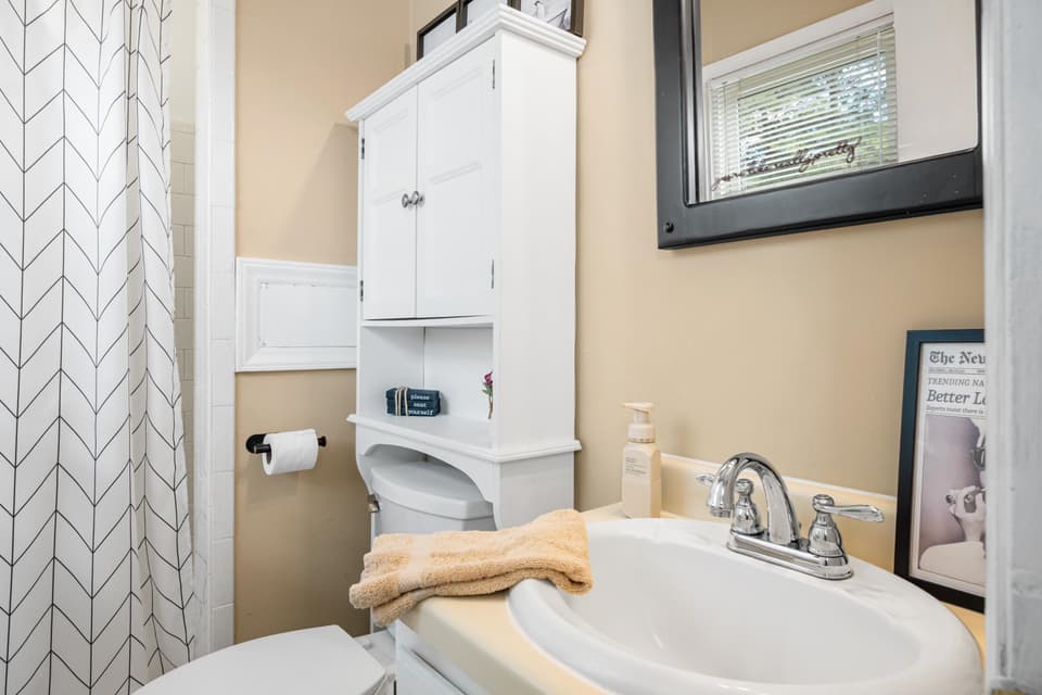 520 Hemlock Street, photo 18 of 40