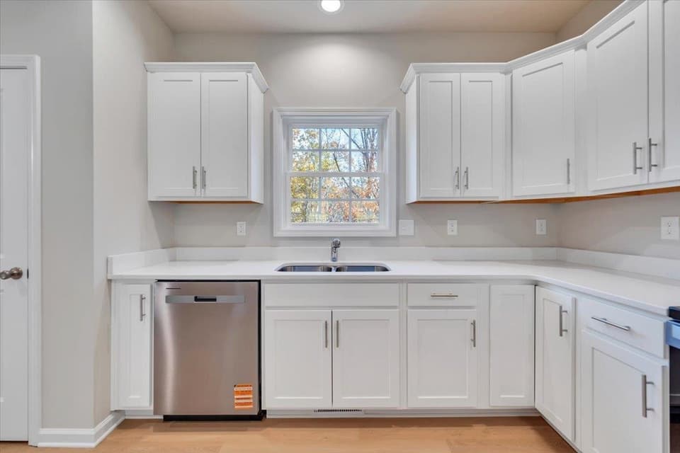 1545 Kensington Way, photo 13 of 38