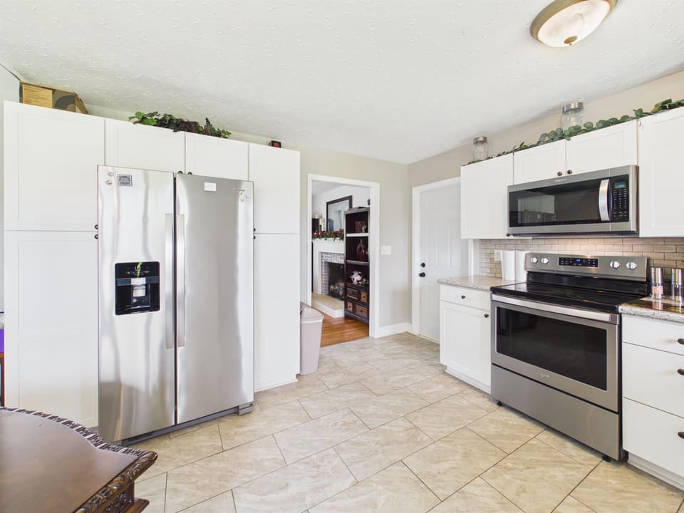 85 Wades Lane, photo 18 of 40