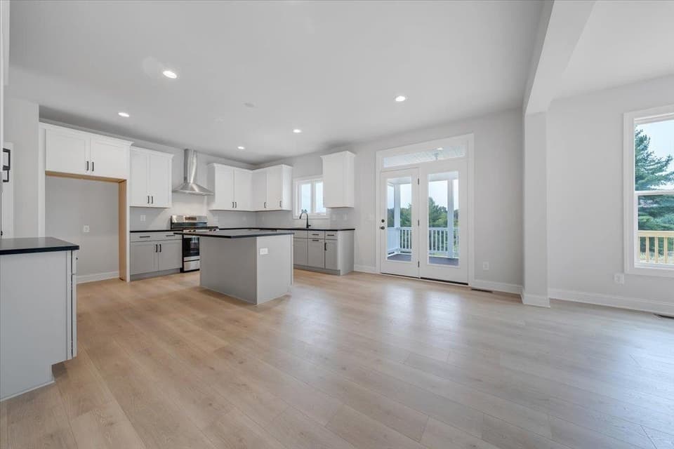 974 Round Meadow Drive, photo 20 of 40