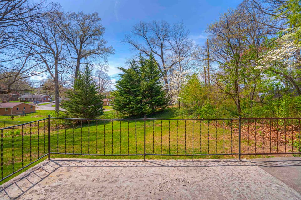 345 Overhill Road, photo 17 of 40