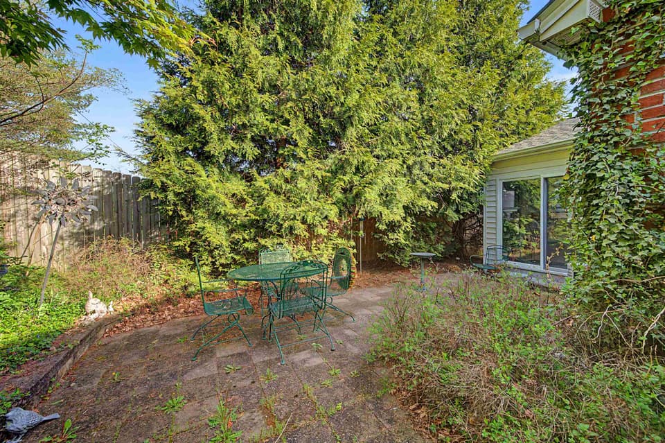 155 Jennifer Street SE, photo 35 of 40