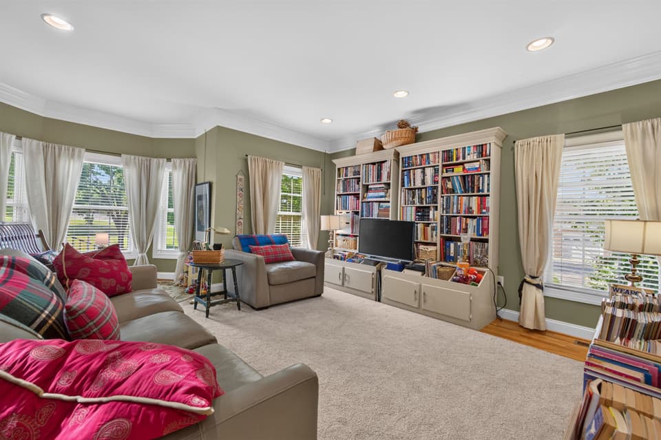50 Phoenix Boulevard NW, photo 14 of 40