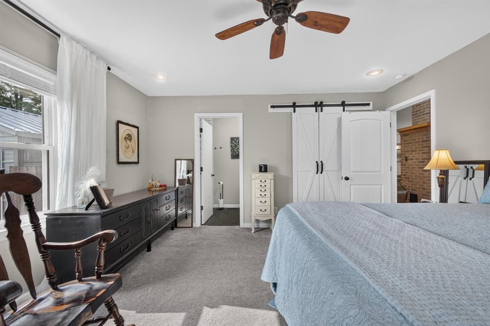 2405 Glade Drive SE, photo 35 of 40