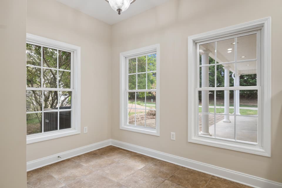 135 Phoenix Boulevard, photo 10 of 40