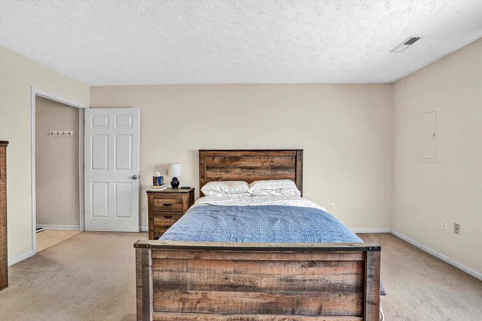 140 Jennifer Street SE, photo 15 of 21