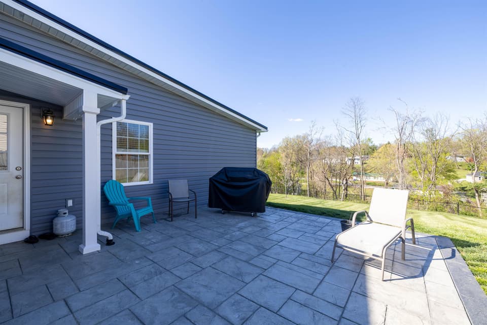 620 Stone Street, photo 27 of 34