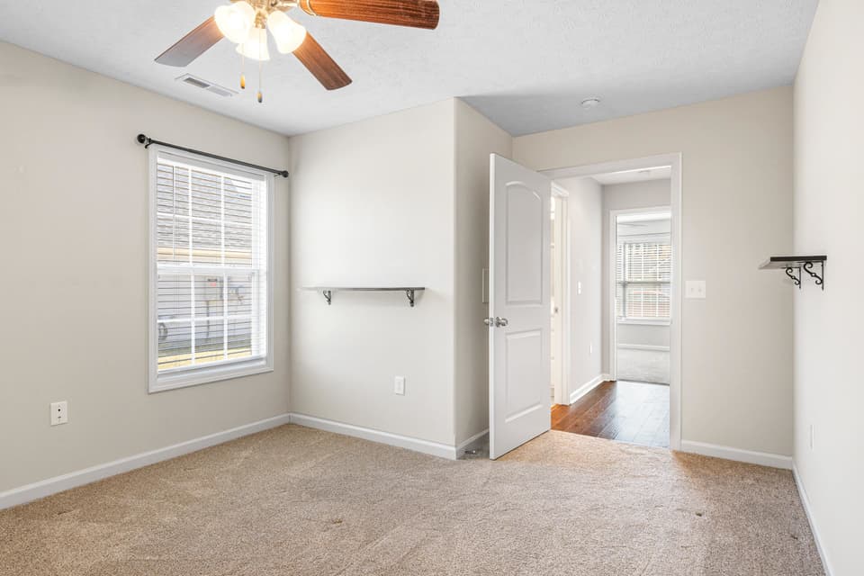 2130 Glade Drive SE, photo 32 of 38