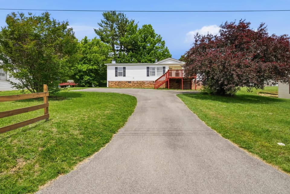 670 Liberty Street NE, photo 38 of 38