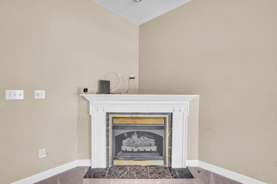 730 Republic Road, photo 9 of 40