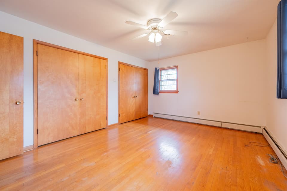 935 Hummingbird Drive SW, photo 11 of 40
