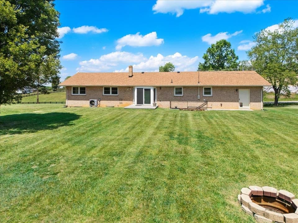 2105 Childress Road, photo 6 of 40