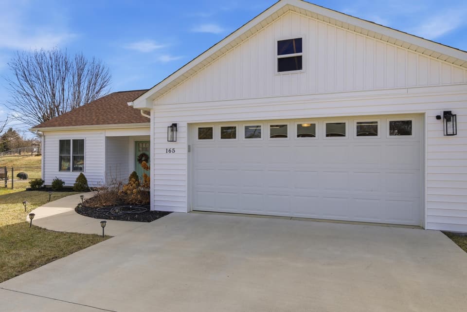165 Ash Drive, photo 5 of 40