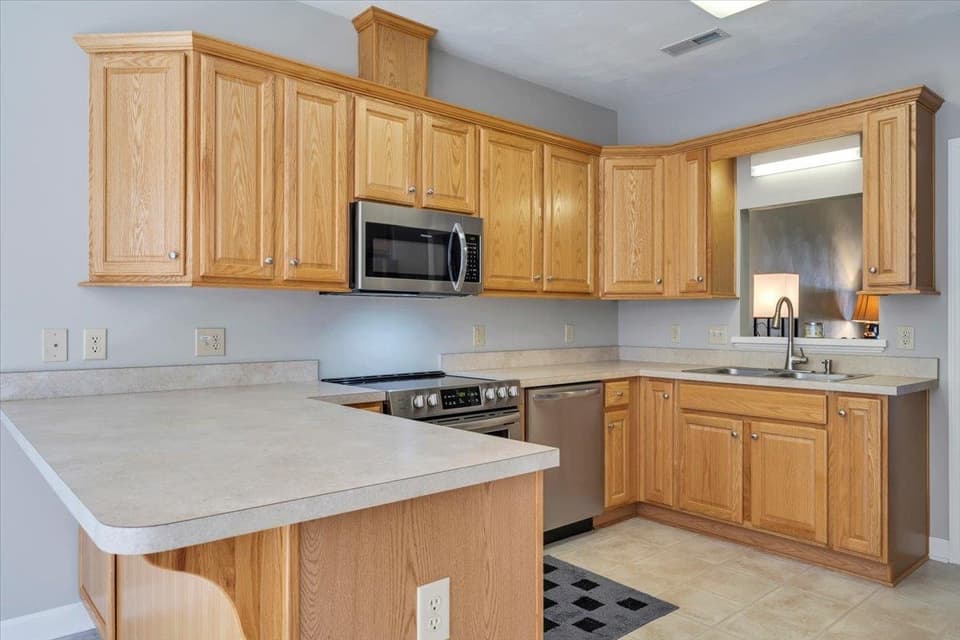 255 Slate Creek Drive NW, photo 11 of 28