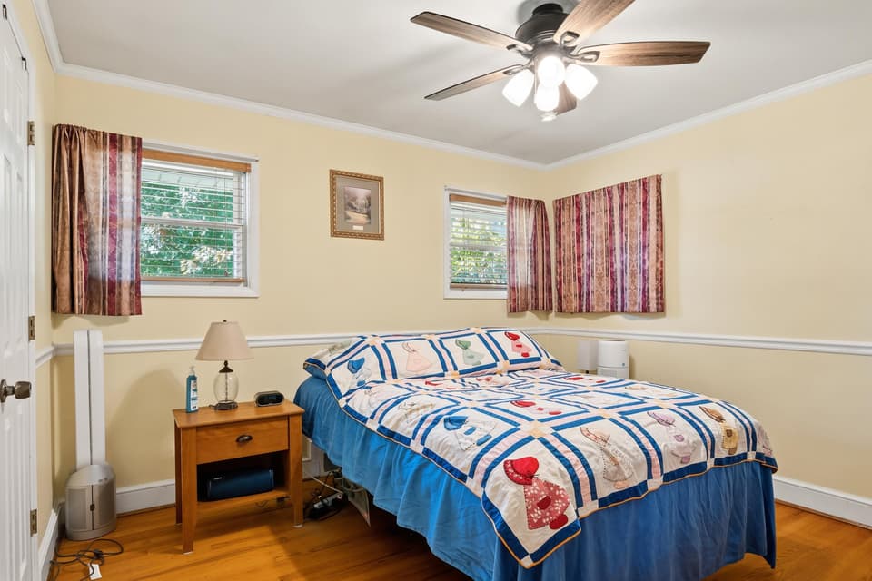 106 Roseland Drive, photo 14 of 39