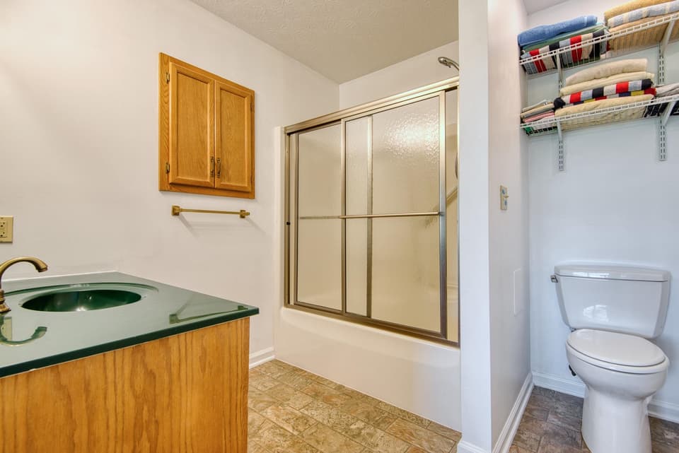 2705 Christiana Court, photo 27 of 40
