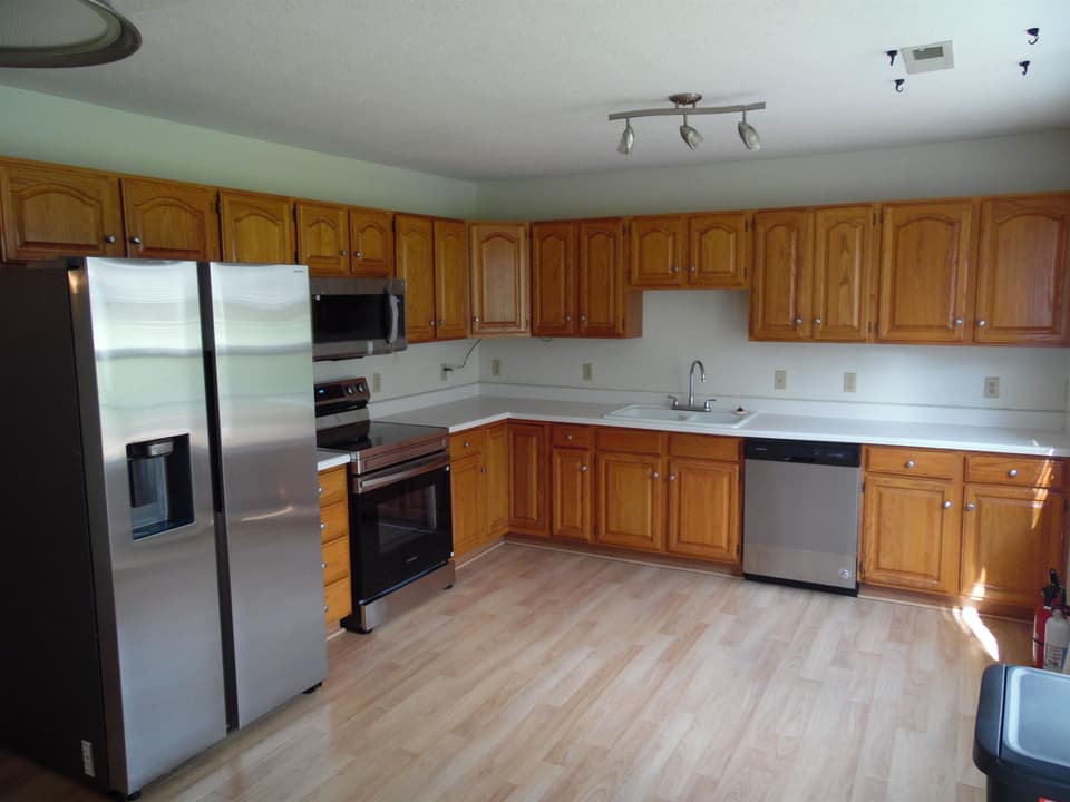 275 Silver Leaf Drive, photo 5 of 12