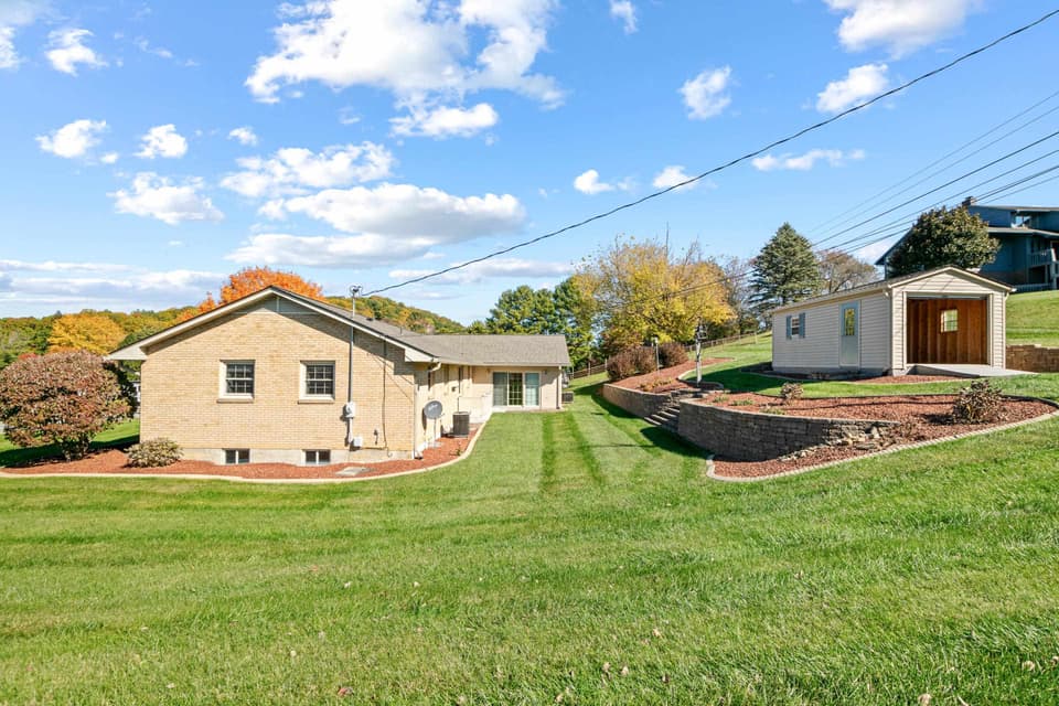 90 Overland Drive SW, photo 23 of 27