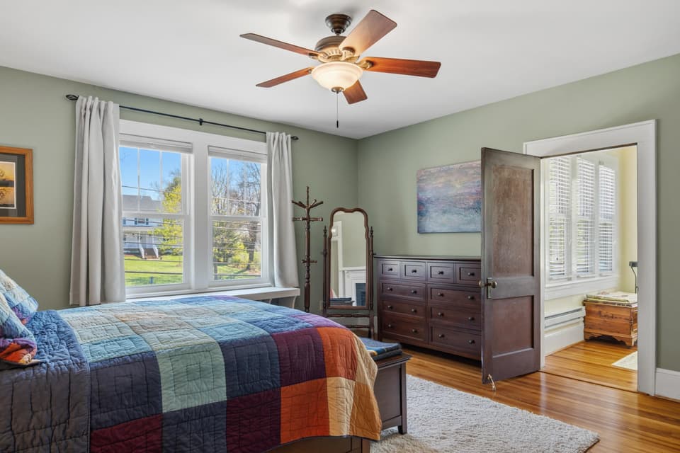 805 W Main Street, photo 33 of 40