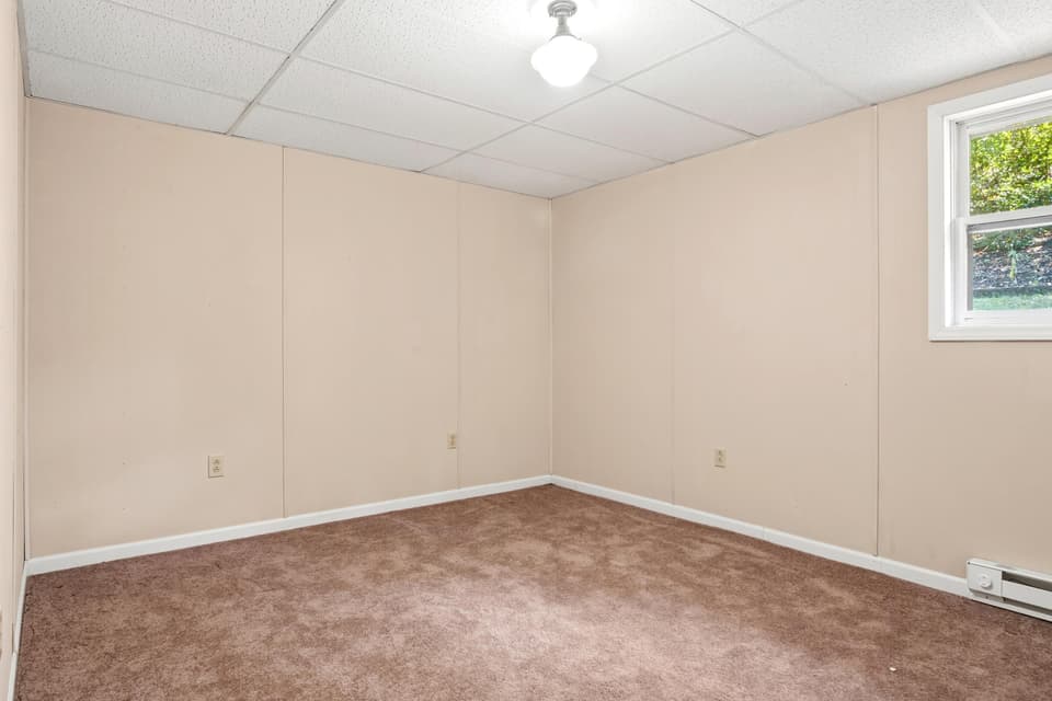 415 Tomahawk Drive, photo 31 of 40