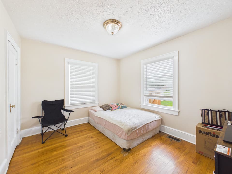 195 Church Street, photo 32 of 40