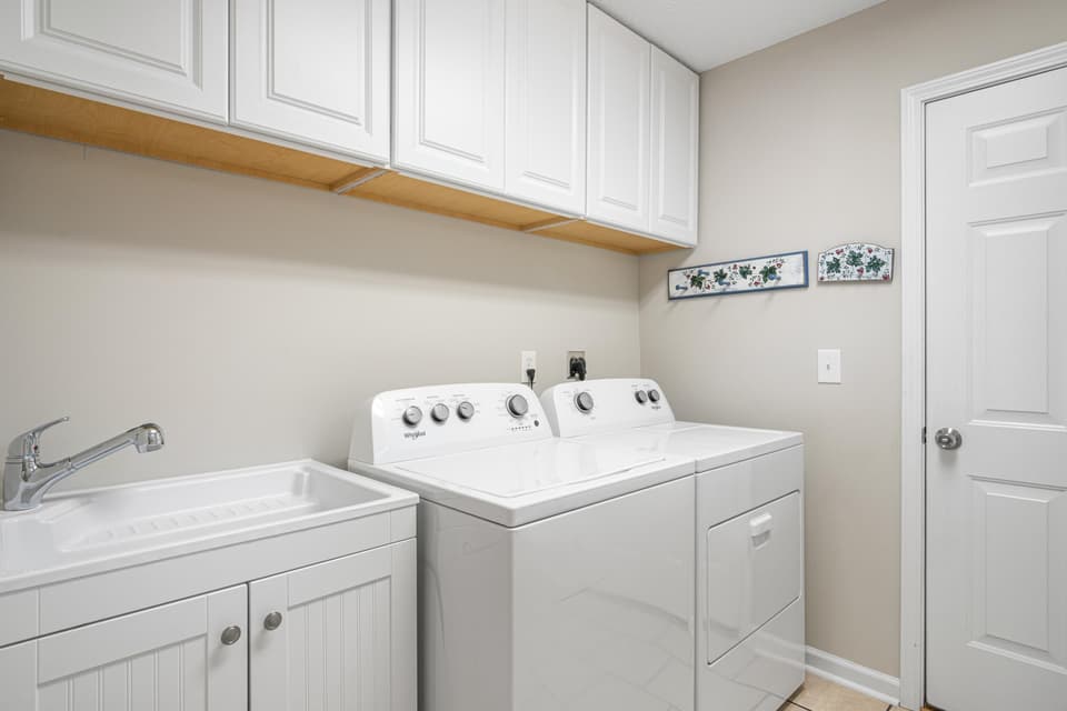 2130 Glade Drive SE, photo 15 of 38
