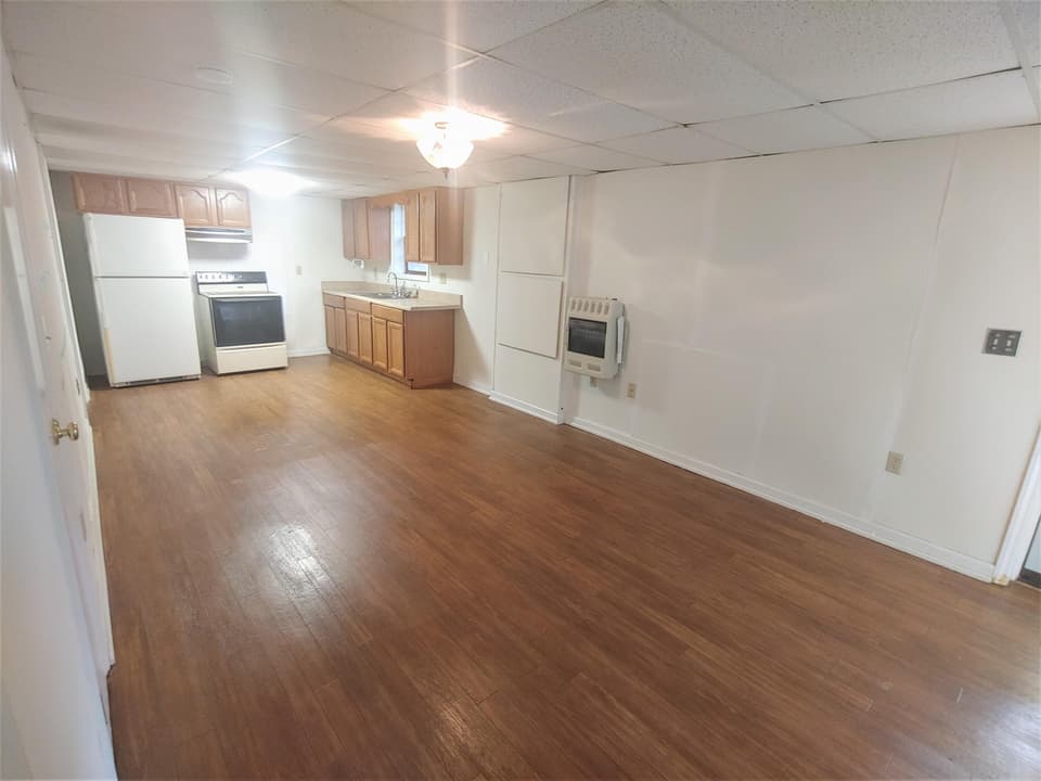 3875 Roanoke St, photo 32 of 40