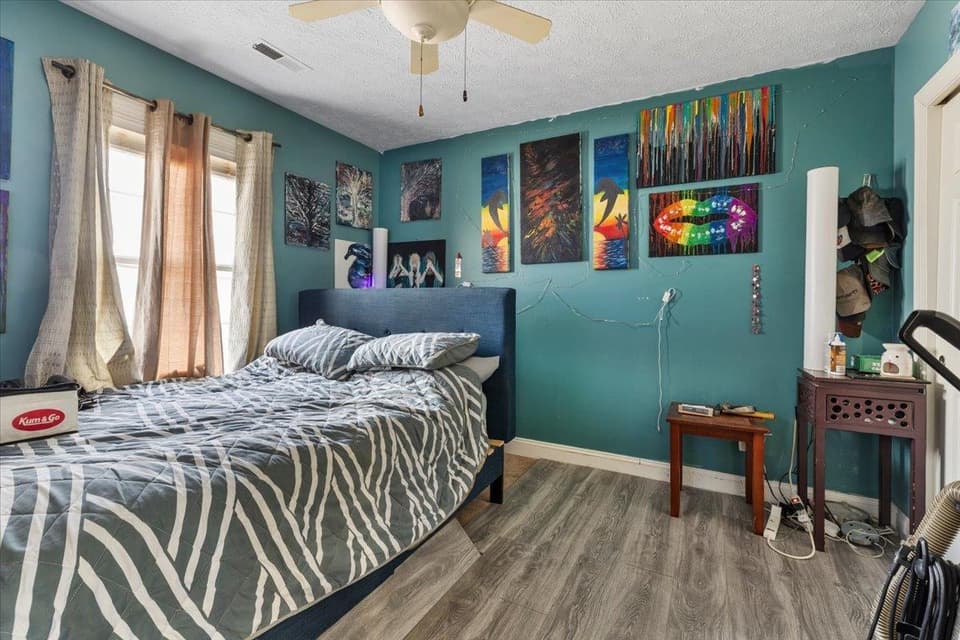 205 Tall Oak Boulevard, photo 23 of 40