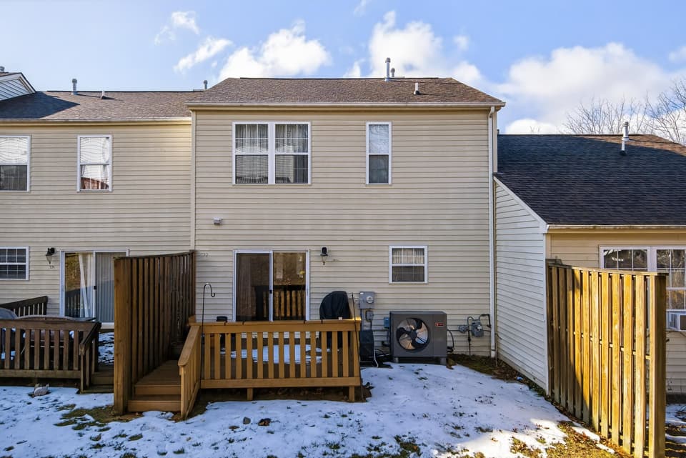 585 Silver Leaf Drive, photo 33 of 39