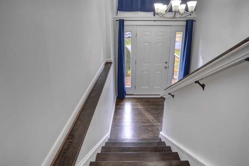 5 S Dudley Drive, photo 7 of 40