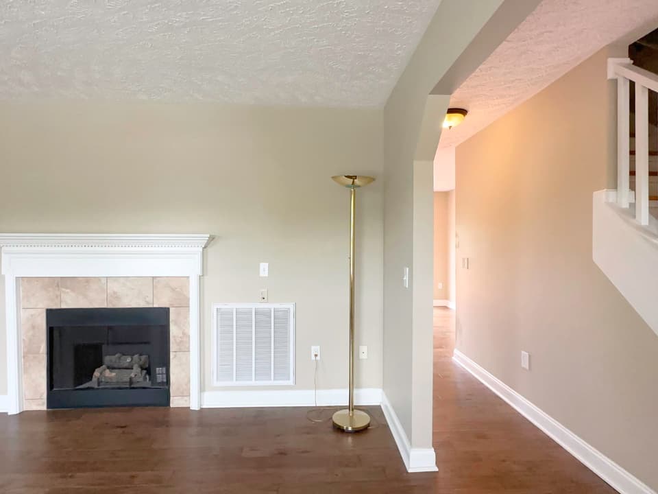 985 George Edward Viaduct, photo 9 of 40