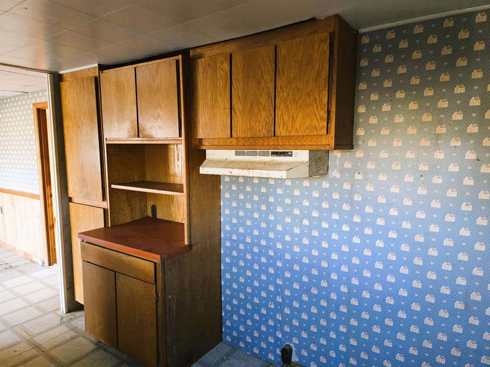 208 Easy Street, photo 22 of 39
