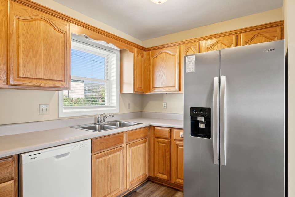545 2nd Street, photo 16 of 40