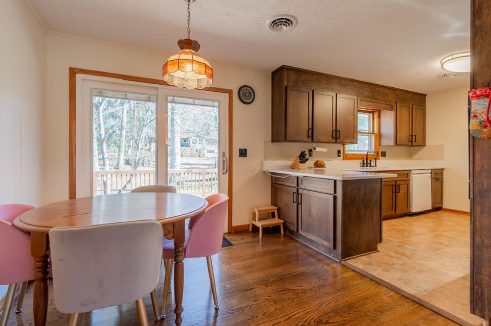 400 Turpin Walk, photo 16 of 40