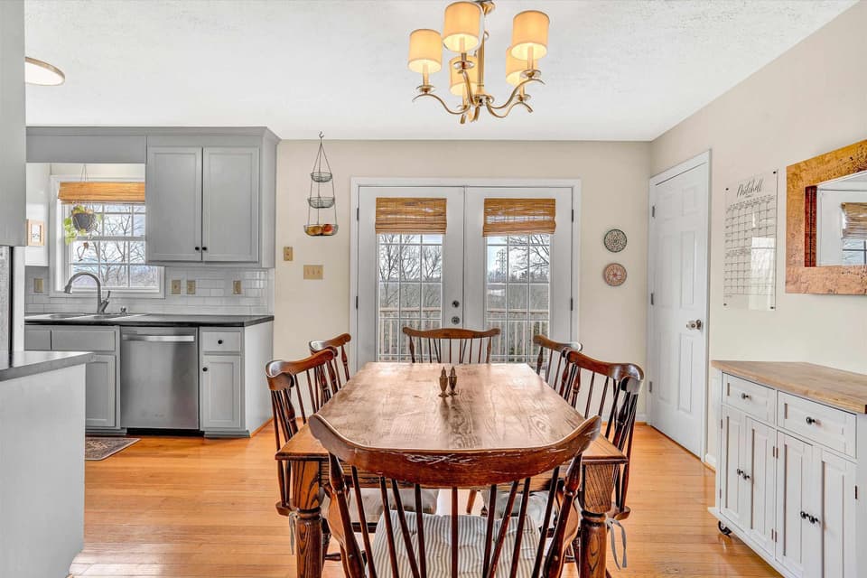 185 Howery Street, photo 13 of 40