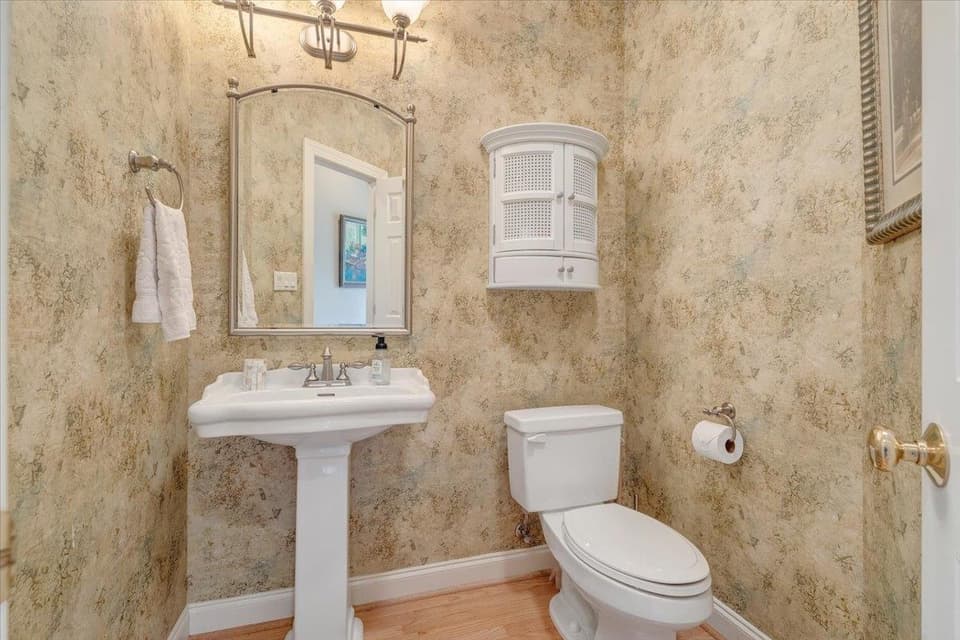 2335 & 2345 Lake Vista Drive, photo 28 of 40